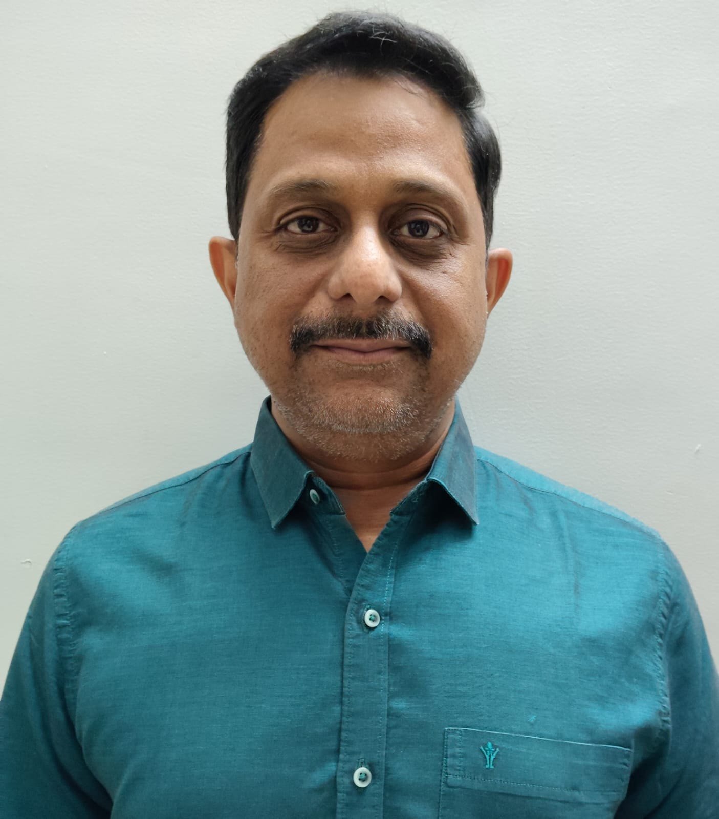 Academic leadership image from Aditya Apex Global Academy document